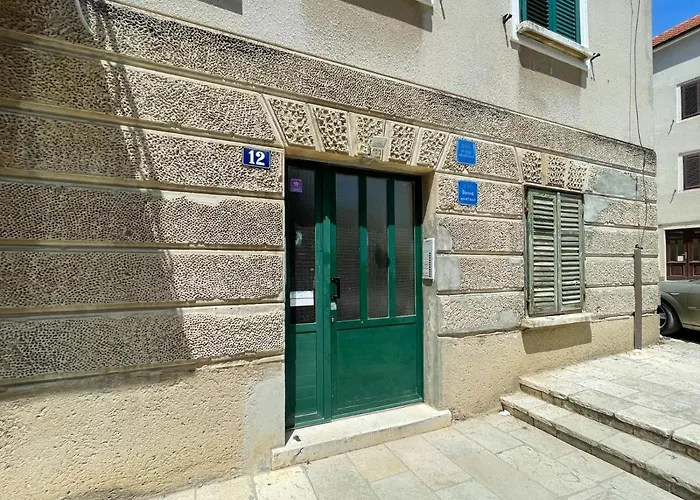 Appartement By The Sea - 19336 Zadar